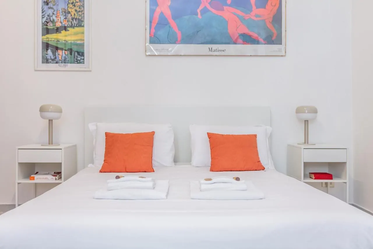 Oscar Apt Near Landmarks And Colosseum Rome