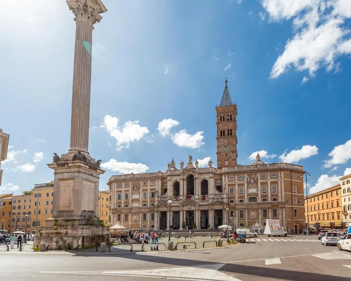 Apartment Oscar Apt Near Landmarks And Colosseum Rome